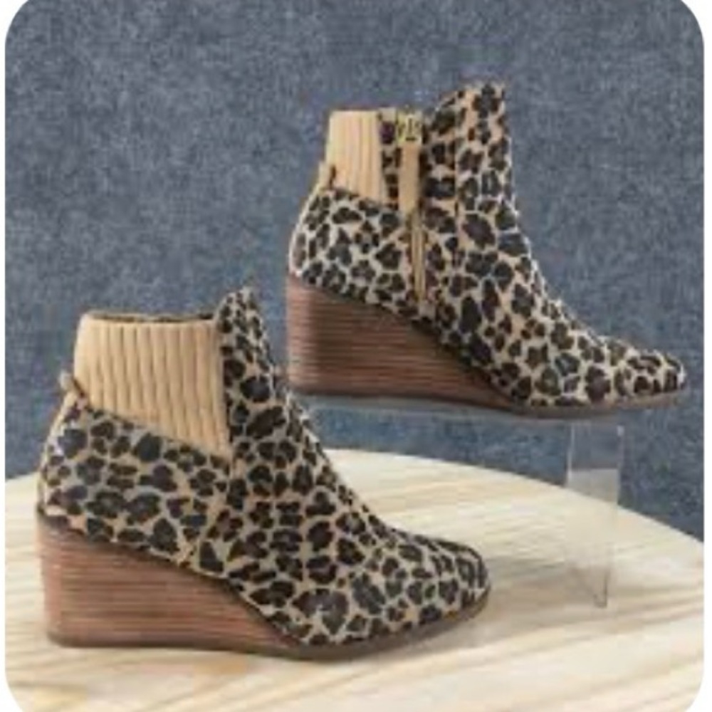 Toms Leopard Print Ankle Booties